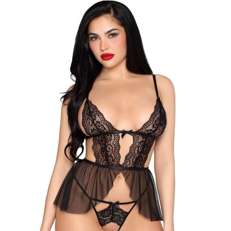 Leg Avenue scalloped lace and mesh babydoll with matching crotchless panty.