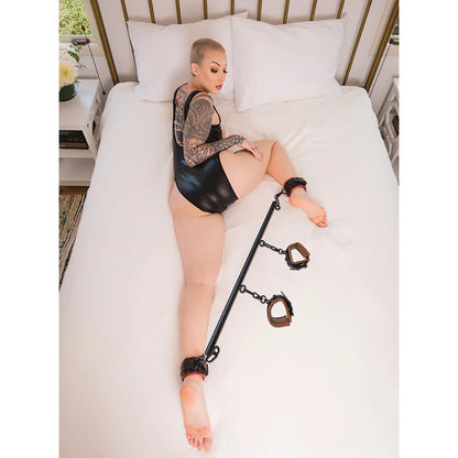 Saffron Adjustable Spreader Bar and Cuff Set Red/Black